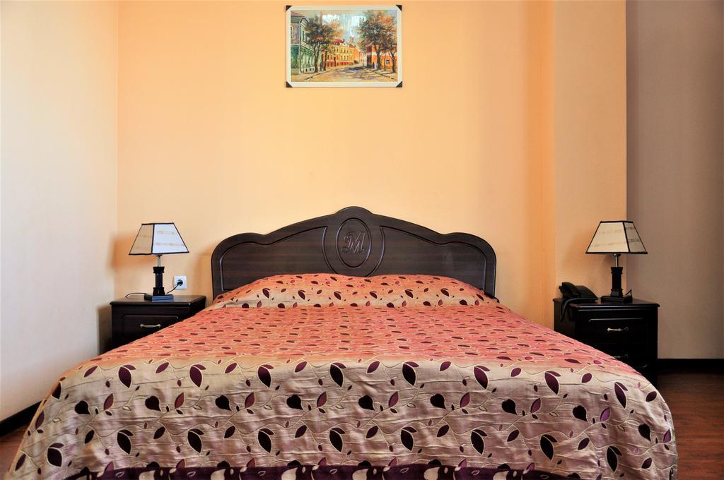 Bishkek Villa Hotel Exterior photo