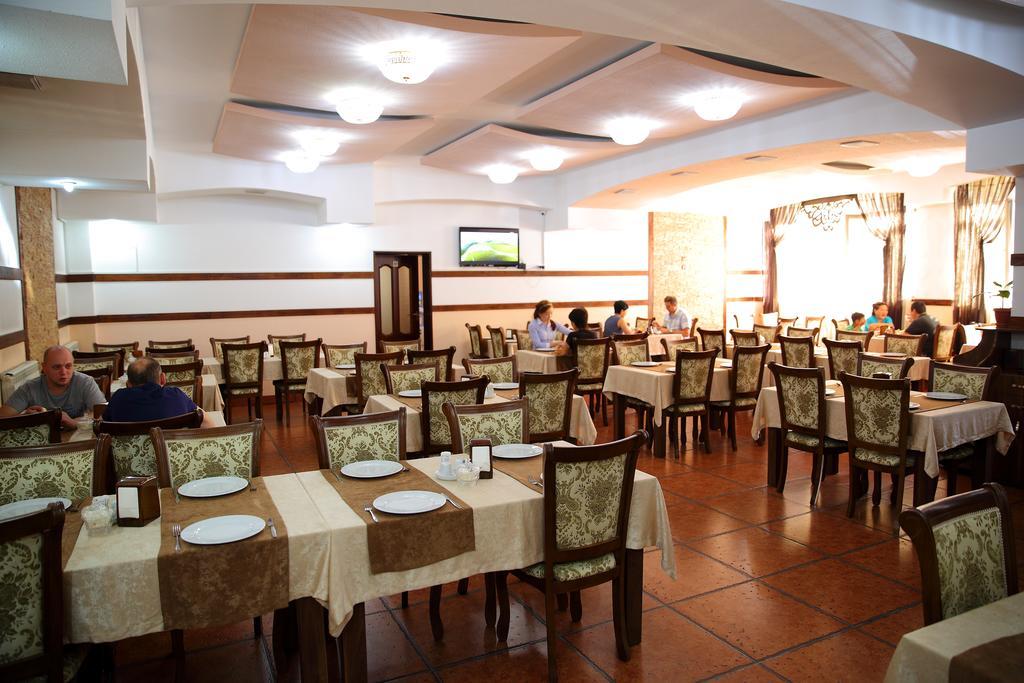 Bishkek Villa Hotel Exterior photo